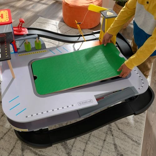 KidKraft Freeway Frenzy Raceway Set And Table With EZ Kraft Assembly - Image 3